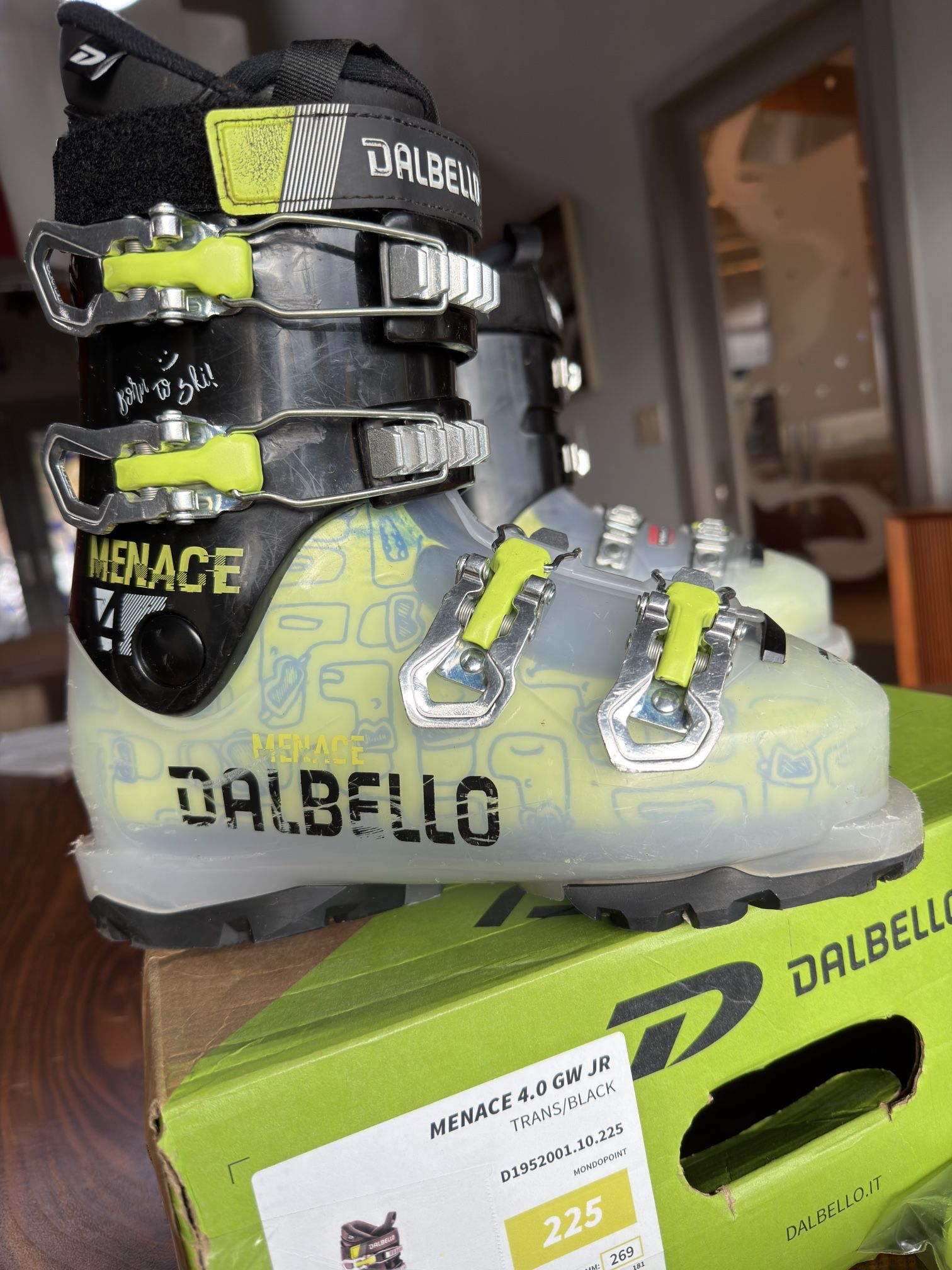 Dalbello Menace 4.0 - Kids Ski Boots