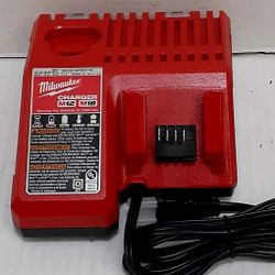Milwaukee M12 and M18 12-Volt/18-Volt Lithium-Ion Multi-Voltage Battery Charger
Brand New 