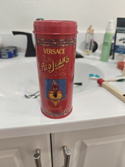 Versace perfume