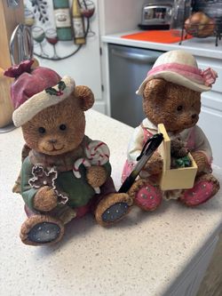 Two bear piggy banks both for five dollars