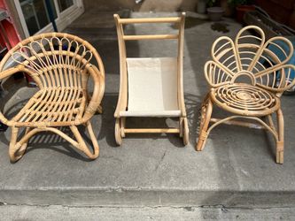 Bundle baby chairs/walker