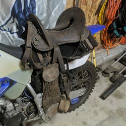 Saddle 