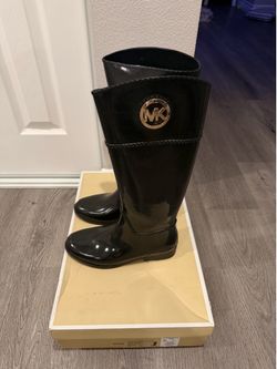 Rain boots