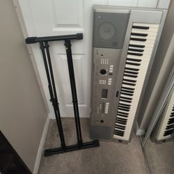 Yamaha Keyboard And Stand