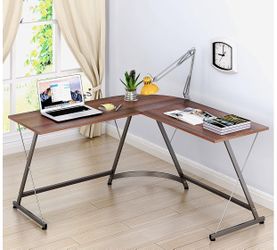 Desk L walnut