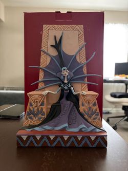 Disney Jim Shore Emaciated Evil figurine