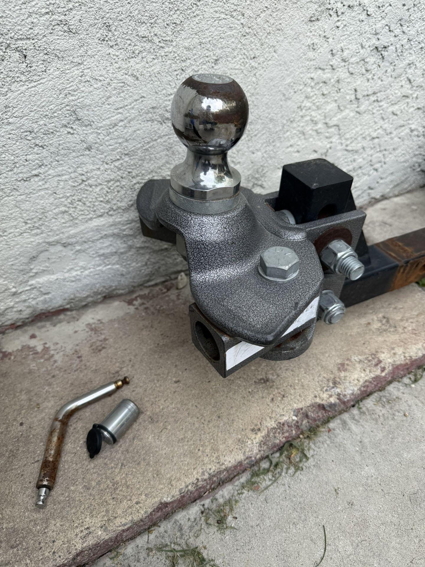 Tow Hitch - Heavy Duty
