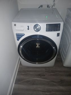 Brand New GE Appliances Washer And Dryer Set