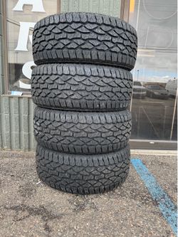 285 45 22 Atturo trailblade at tires set of 4