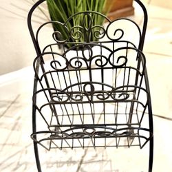 Black Iron Three Tier Magazine Rack
