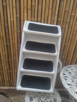 Dog Steps