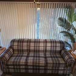 Vintage Lazy-Boy Plaid Couch 81"