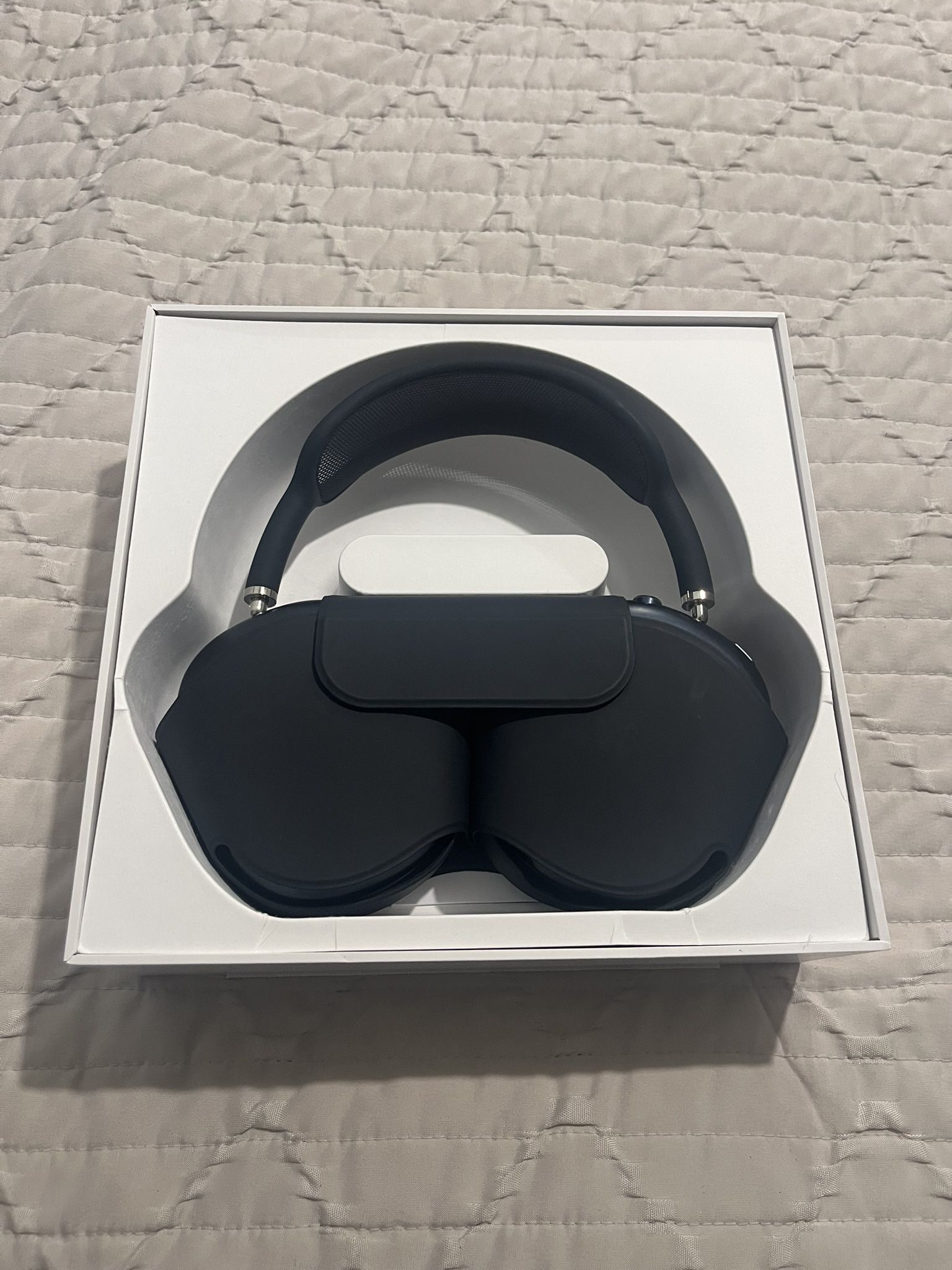 AirPods Max