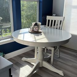 IKEA Extendable Table (White)