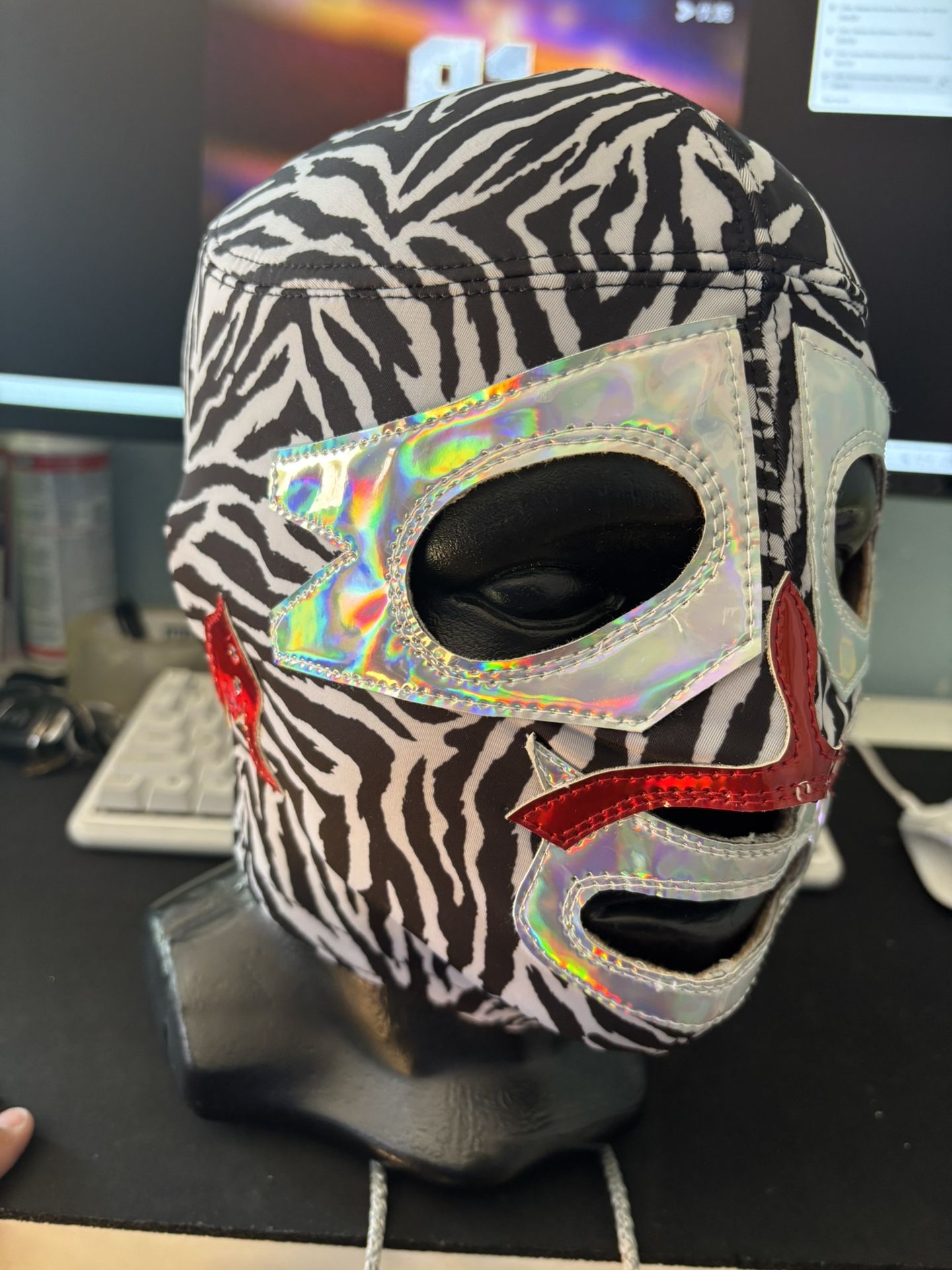 Mil Máscaras Zebra Style Pro Grade