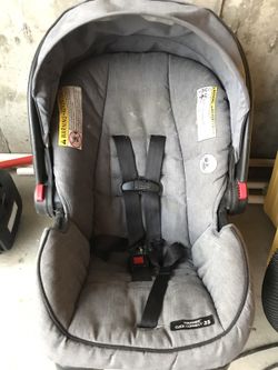 Graco Click Connect car seat with base