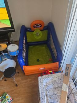 Basketball Pit