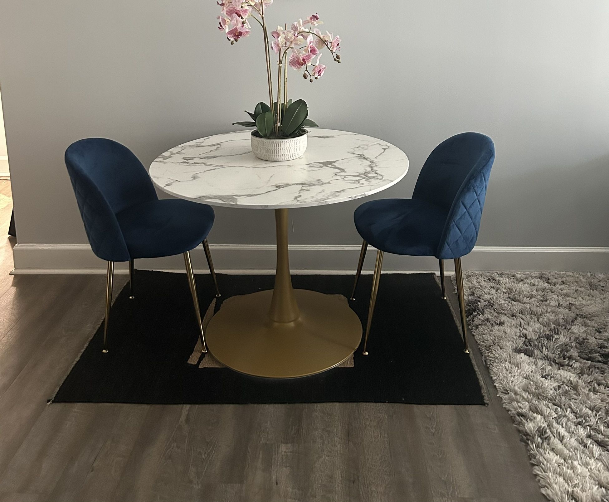 Nicole 40” Pedastal Dining Table with 2 Chairs