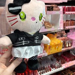 Chuckys Bride Hello Kitty 