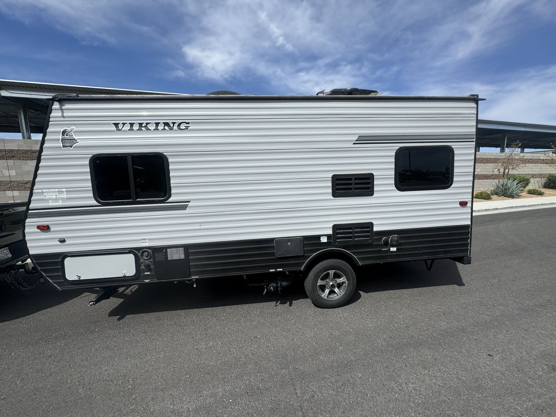 2018 Viking travel trailer