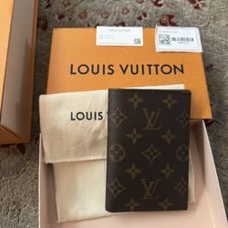 Monogram Passport Cover Brand New $500