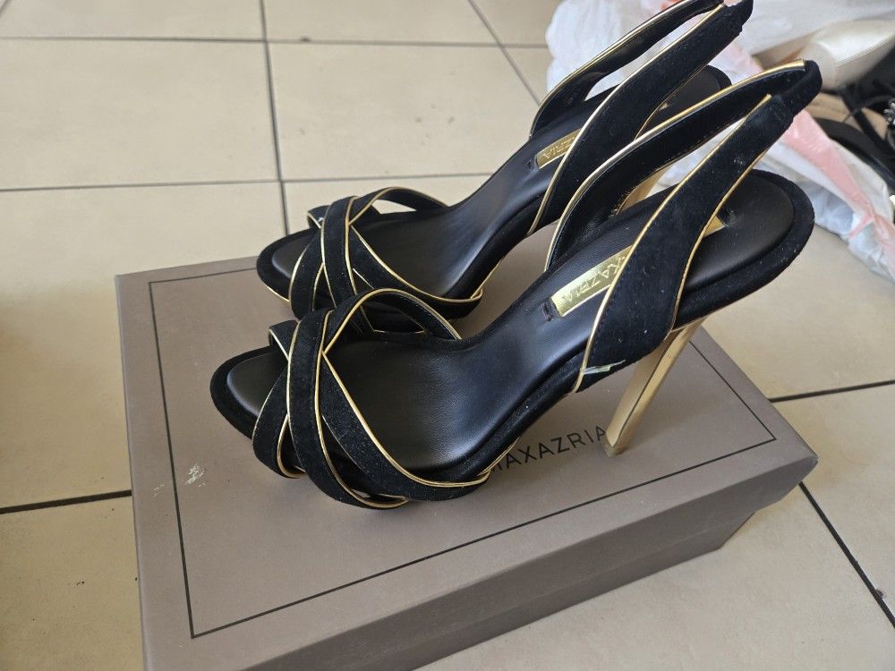 BCBG SEXY HEELS 6.5 