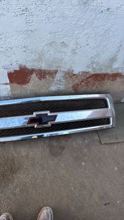2007 front grill Silverado