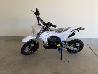 BRAND NEW 110CC DIRT BIKE – GAS PIT BIKE / MINI MOTORCYCLE