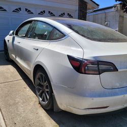 Tesla Model 3* PARTS CAR* Please Read  Description 