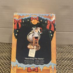 Enesco Treasury of Christmas Ornaments Watching For Santa  Mickey Mouse