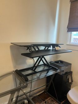 Standing desk converter