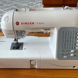 Singer Futura XL 400 Embroidery Sewing Machine