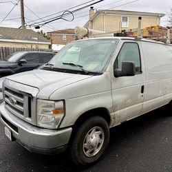 2014 Ford E-250