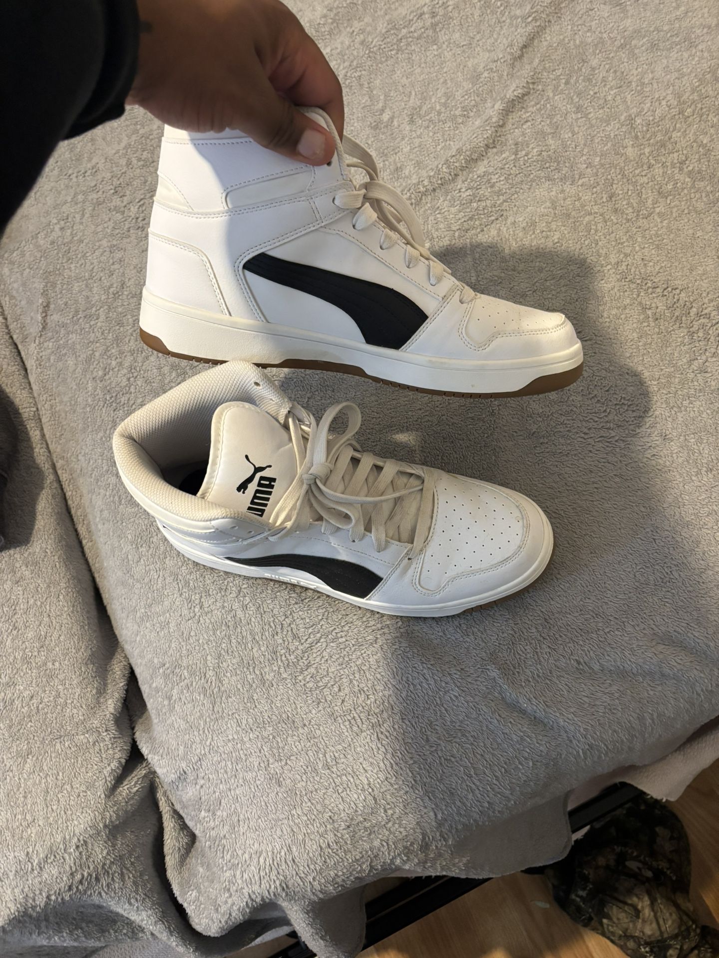 Men’s Size 11 Pumas - Ne Portland