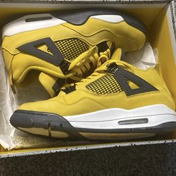 Lightning Jordan 4s
