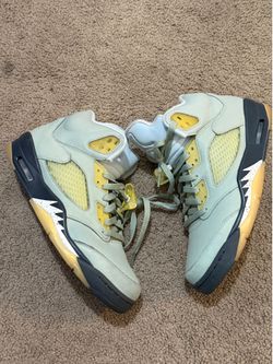 Jordan 5 jade size 9