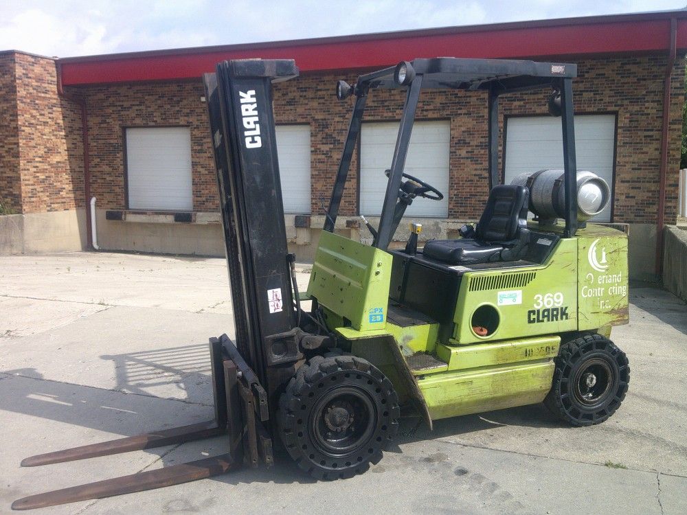 Clark Pneumatic 5000 LB. Capacity Forklift