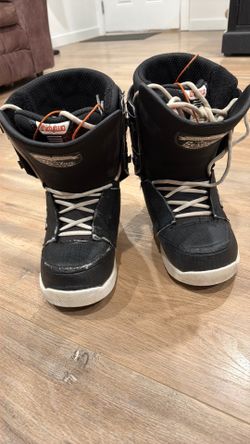 32 brand snowboard boots