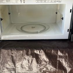  microwave para arriba de estufa  marca LG En muy buenas condiciones