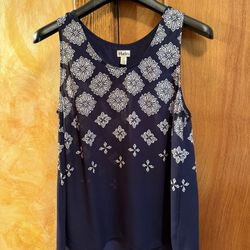Hatley Blue and White Top with Patterned Design