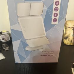 Rechargeable Magnifying Makeup Mirror