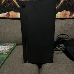 Xbox Series X W/ Elite Controller & Headset 
