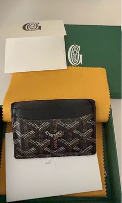 Go Yard Card Holder