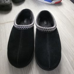Ugg Tasman Slippers