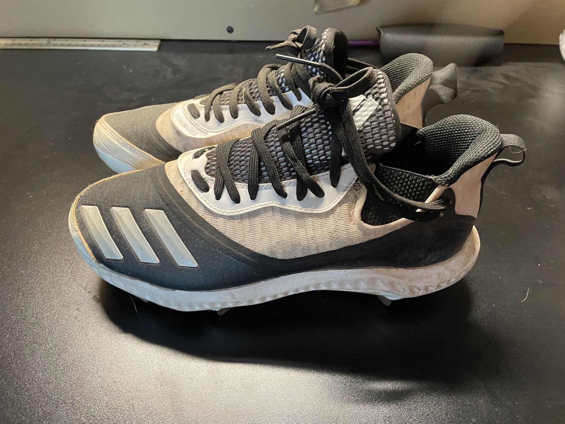 Baseball ⚾️ Cleats 8 1/2