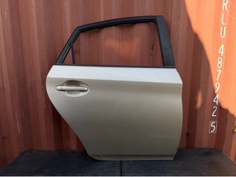 2010-2015 Toyota Prius Rear Right Door