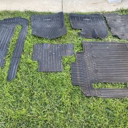 Sienna 2023 Floor Mat Set