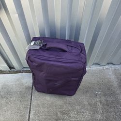 Lipault Paris Original Plume 24" Medium Luggage 2 wheels purple almost new
