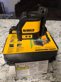 DeWalt DW088CG Green Cross Line Laser Level