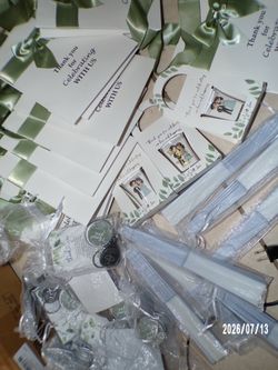 Wedding Favors and Decorations, Flowers, Fans, Shot glasses, etc.